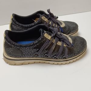 Sorel Crackled Leather Sneakers with Hair Calf Trim Size 8.5
